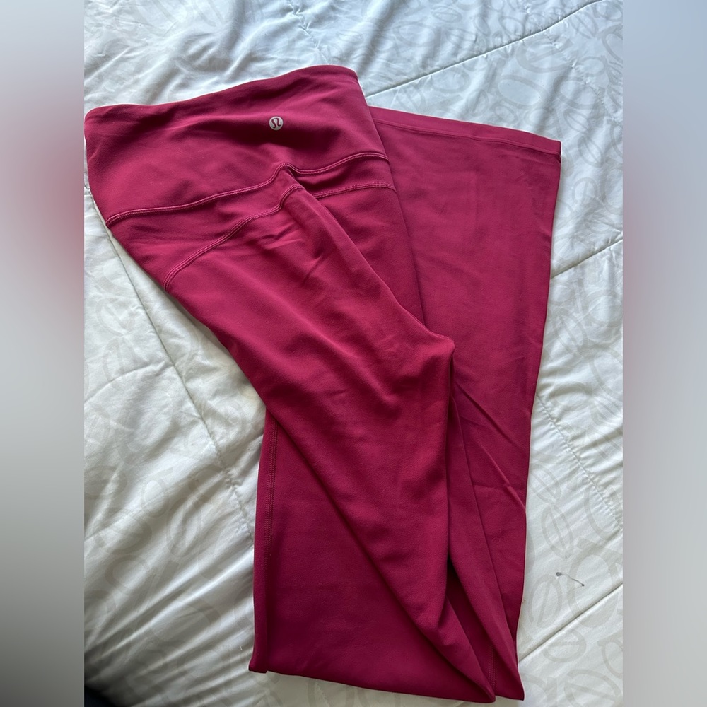 Lululemon Groove Super-High-Rise Flared Pant Nulu